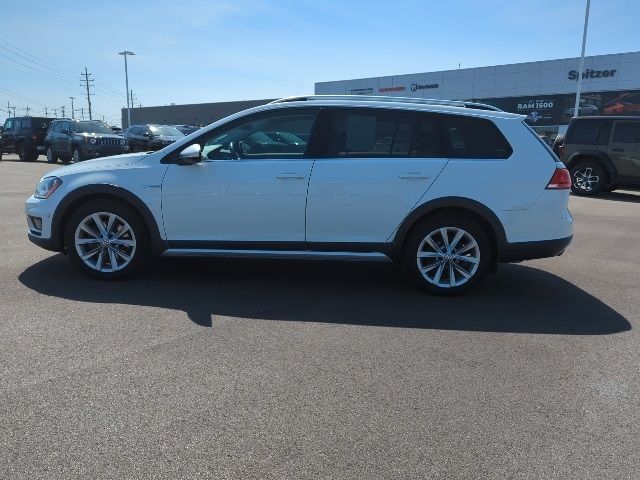 2017 Volkswagen Golf Alltrack SE