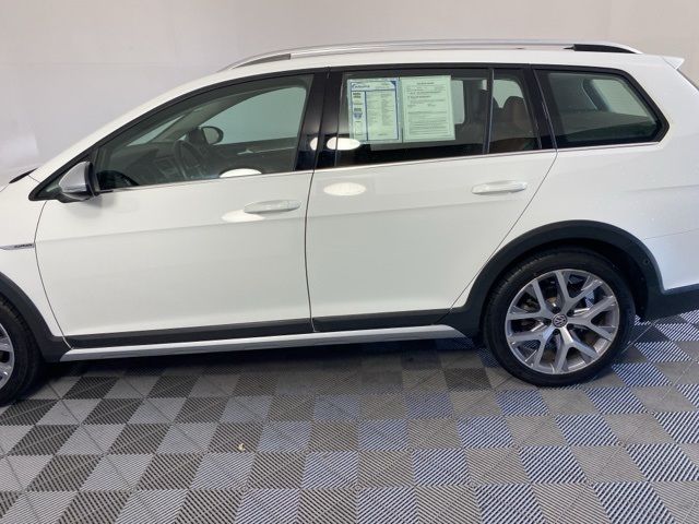 2017 Volkswagen Golf Alltrack SEL