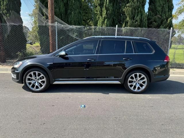 2017 Volkswagen Golf Alltrack SE