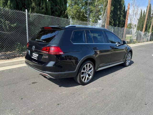 2017 Volkswagen Golf Alltrack SE