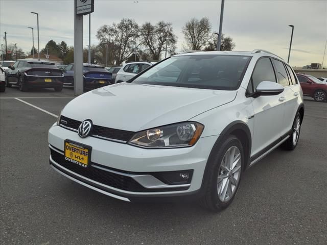 2017 Volkswagen Golf Alltrack SE