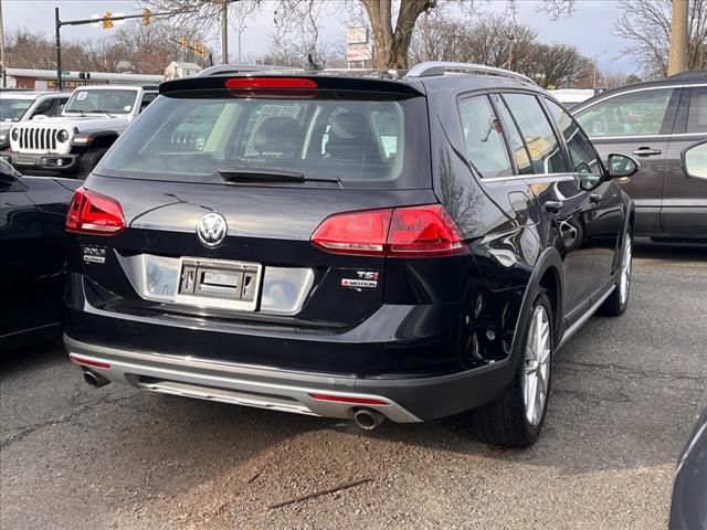 2017 Volkswagen Golf Alltrack S