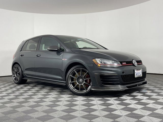 2017 Volkswagen Golf GTI 