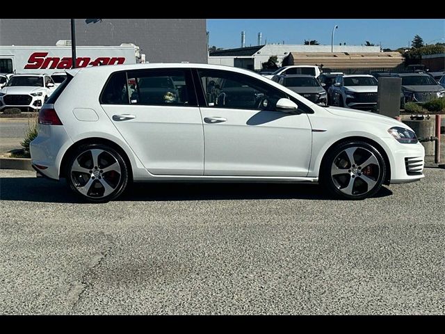 2017 Volkswagen Golf GTI SE