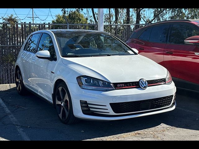 2017 Volkswagen Golf GTI 