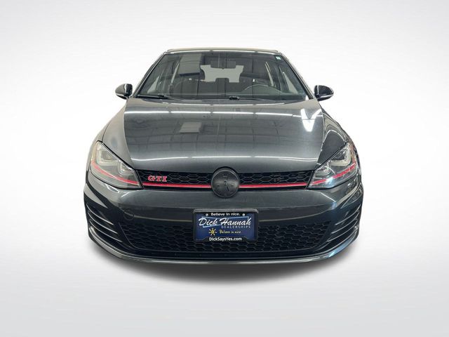 2017 Volkswagen Golf GTI 