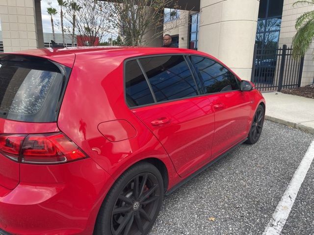 2017 Volkswagen Golf GTI SE