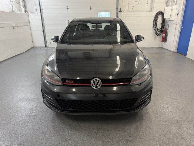 2017 Volkswagen Golf GTI Sport