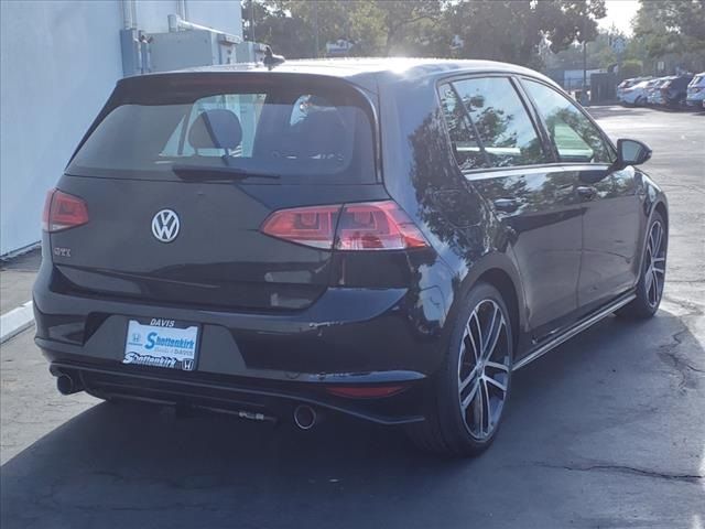 2017 Volkswagen Golf GTI SE