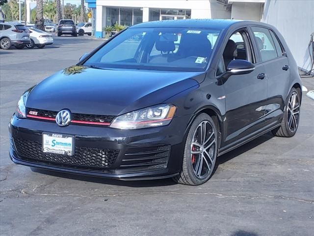 2017 Volkswagen Golf GTI SE