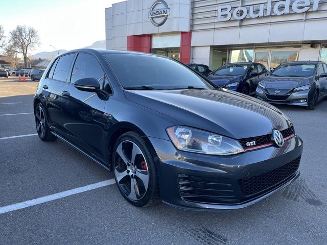 2017 Volkswagen Golf GTI 