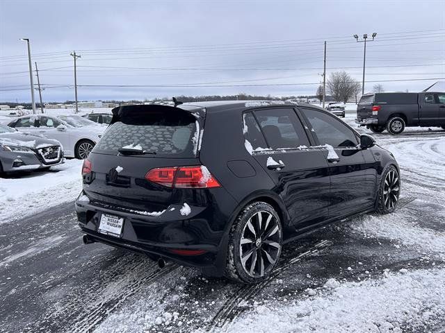 2017 Volkswagen Golf GTI S