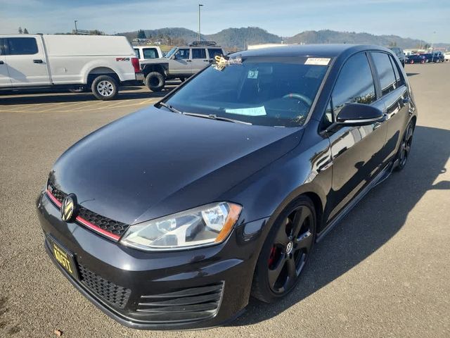 2017 Volkswagen Golf GTI S