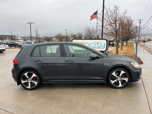 2017 Volkswagen Golf GTI Sport