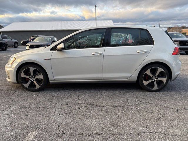 2017 Volkswagen Golf GTI S