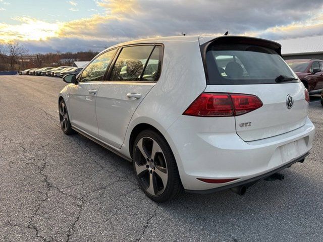 2017 Volkswagen Golf GTI S