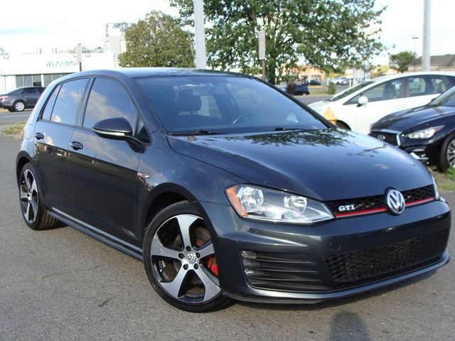 2017 Volkswagen Golf GTI S