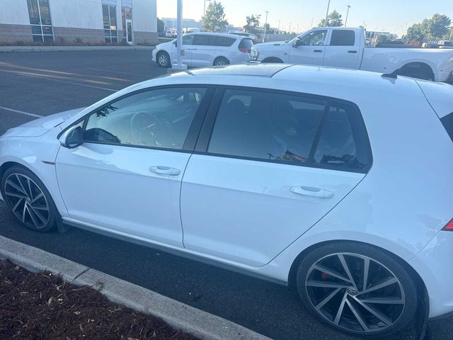 2017 Volkswagen Golf GTI SE