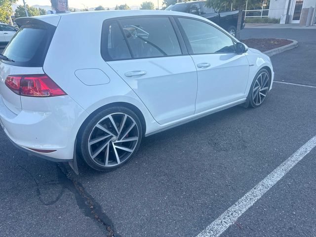 2017 Volkswagen Golf GTI SE