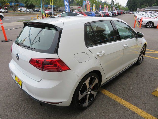 2017 Volkswagen Golf GTI SE