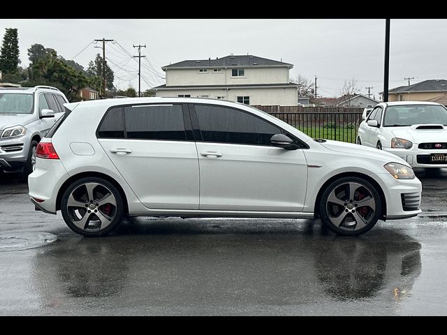 2017 Volkswagen Golf GTI SE