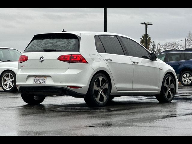 2017 Volkswagen Golf GTI SE