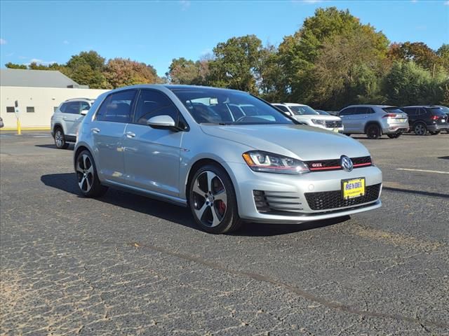 2017 Volkswagen Golf GTI SE