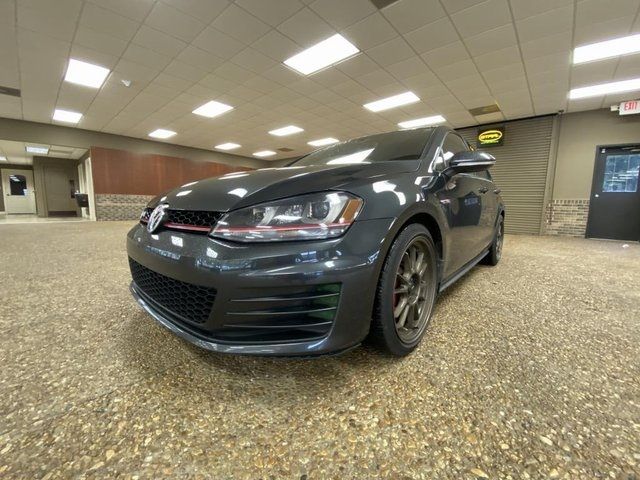 2017 Volkswagen Golf GTI SE