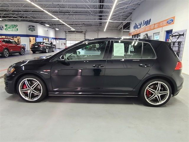 2017 Volkswagen Golf GTI 