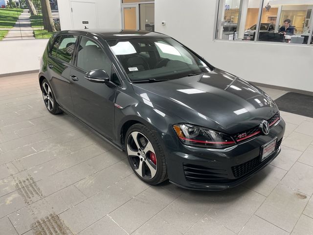 2017 Volkswagen Golf GTI SE