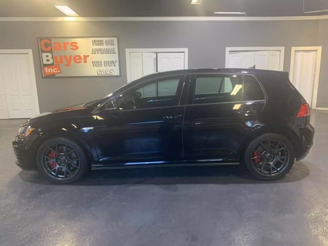 2017 Volkswagen Golf GTI SE