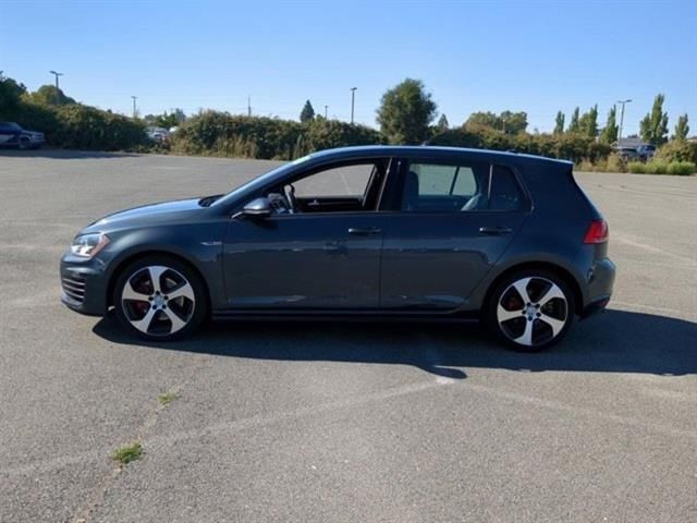 2017 Volkswagen Golf GTI S