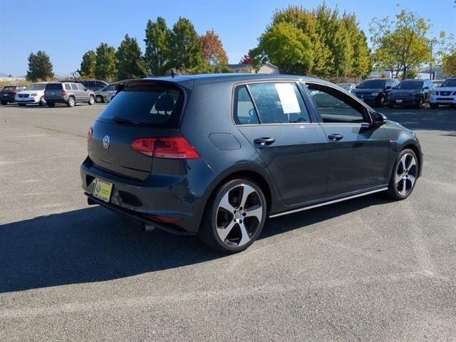 2017 Volkswagen Golf GTI S