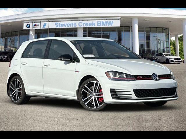 2017 Volkswagen Golf GTI Sport