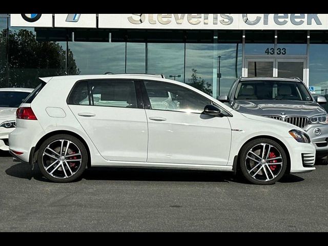 2017 Volkswagen Golf GTI Sport