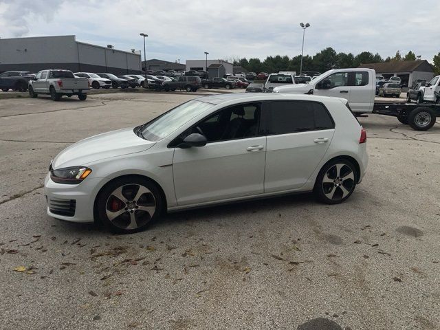 2017 Volkswagen Golf GTI Sport