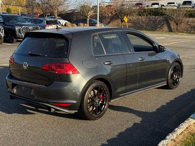 2017 Volkswagen Golf GTI Sport