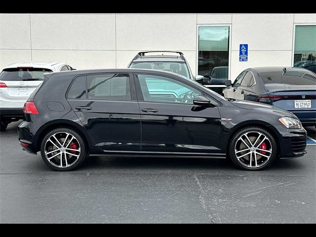 2017 Volkswagen Golf GTI Sport