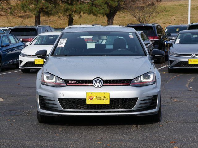 2017 Volkswagen Golf GTI Sport