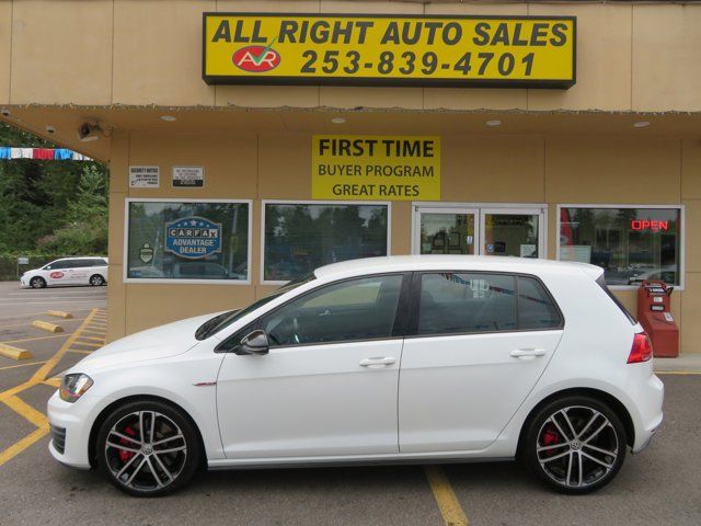 2017 Volkswagen Golf GTI Sport