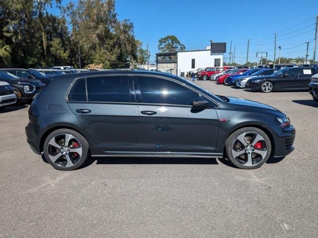 2017 Volkswagen Golf GTI Sport