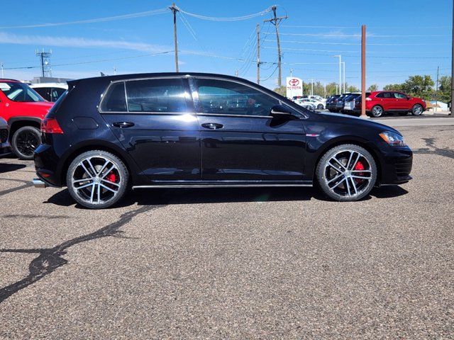 2017 Volkswagen Golf GTI Sport