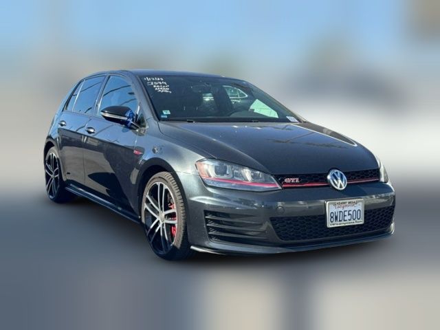 2017 Volkswagen Golf GTI Sport