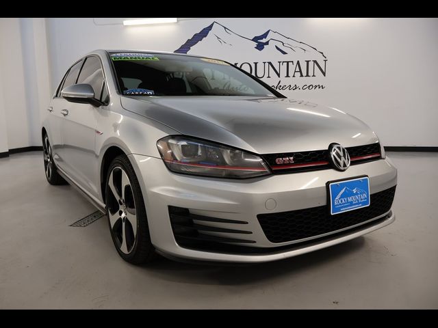 2017 Volkswagen Golf GTI Sport