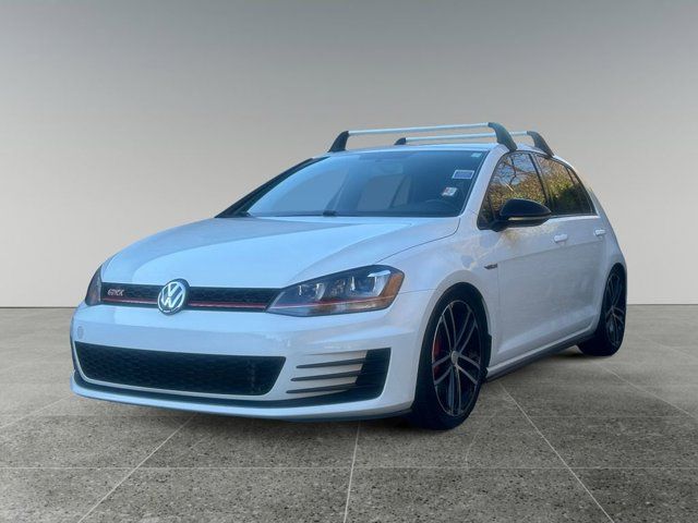 2017 Volkswagen Golf GTI Sport