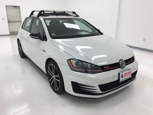 2017 Volkswagen Golf GTI Sport