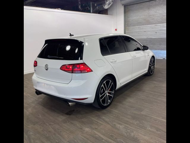 2017 Volkswagen Golf GTI Sport