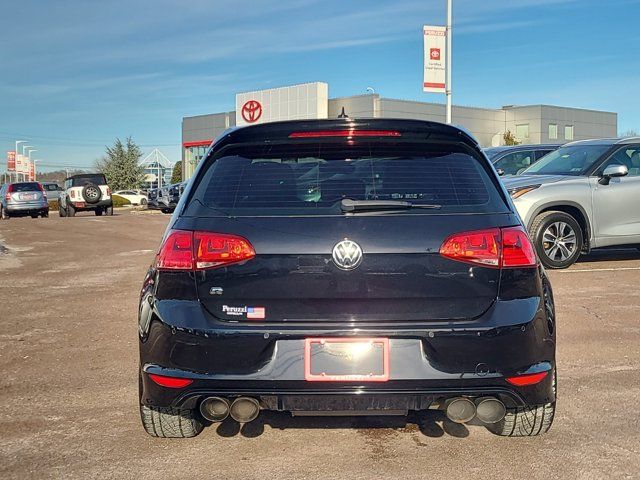 2017 Volkswagen Golf R Base