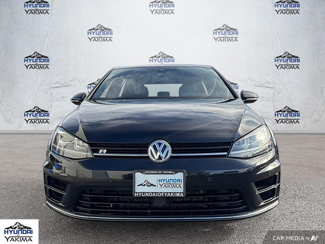 2017 Volkswagen Golf R Base