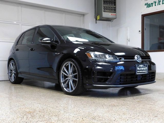 2017 Volkswagen Golf R Base